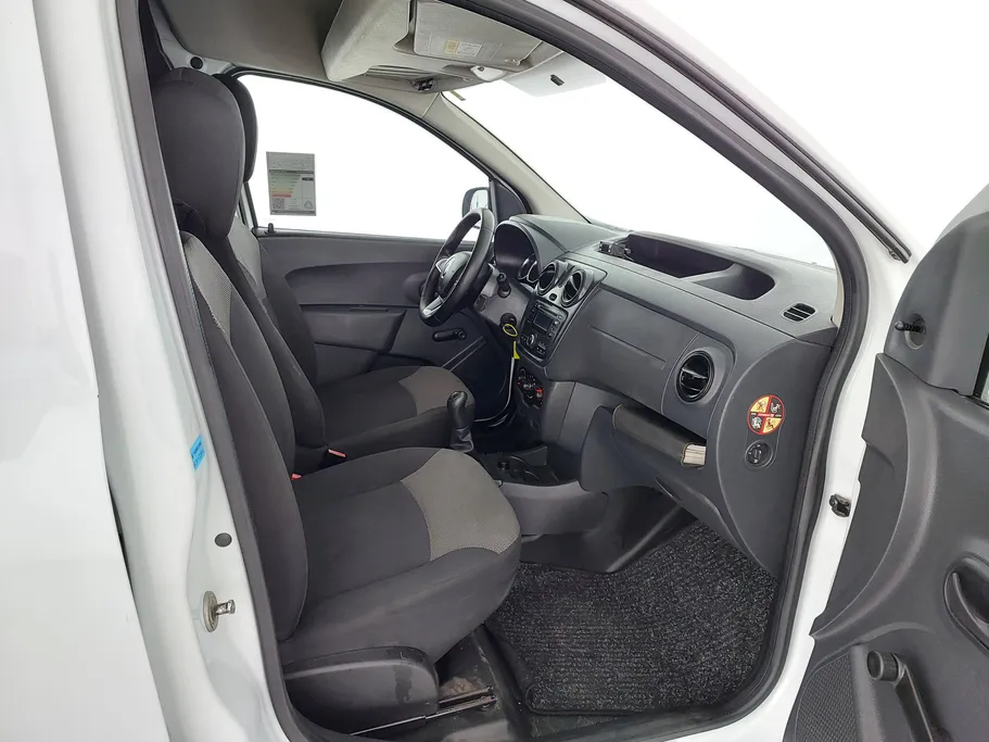 2021 Renault Docker Van بضاعة 