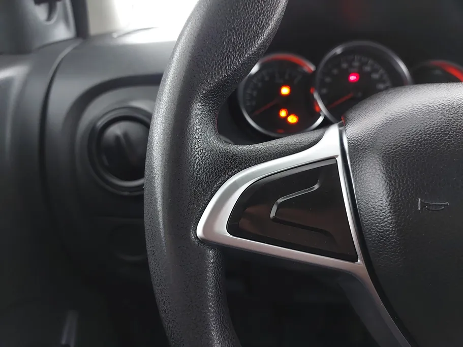 2021 Renault Docker Van بضاعة 