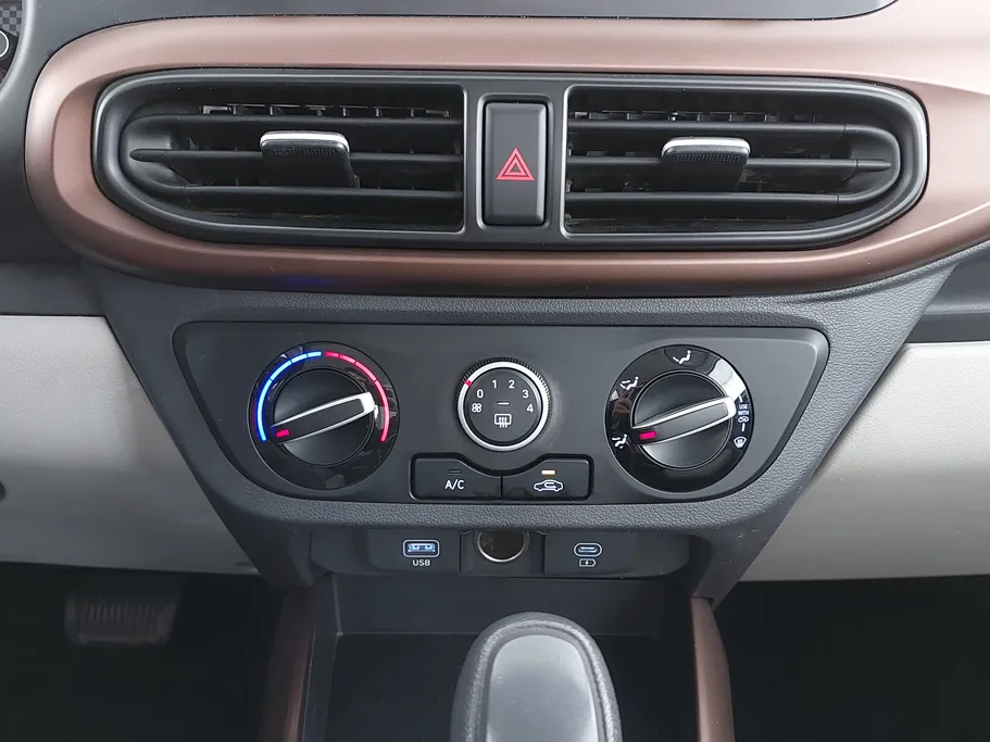 2024 Hyundai Grand i10 Fleet 