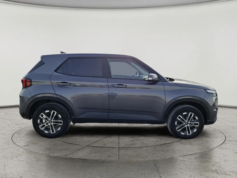 2024 Hyundai Venue Smart 