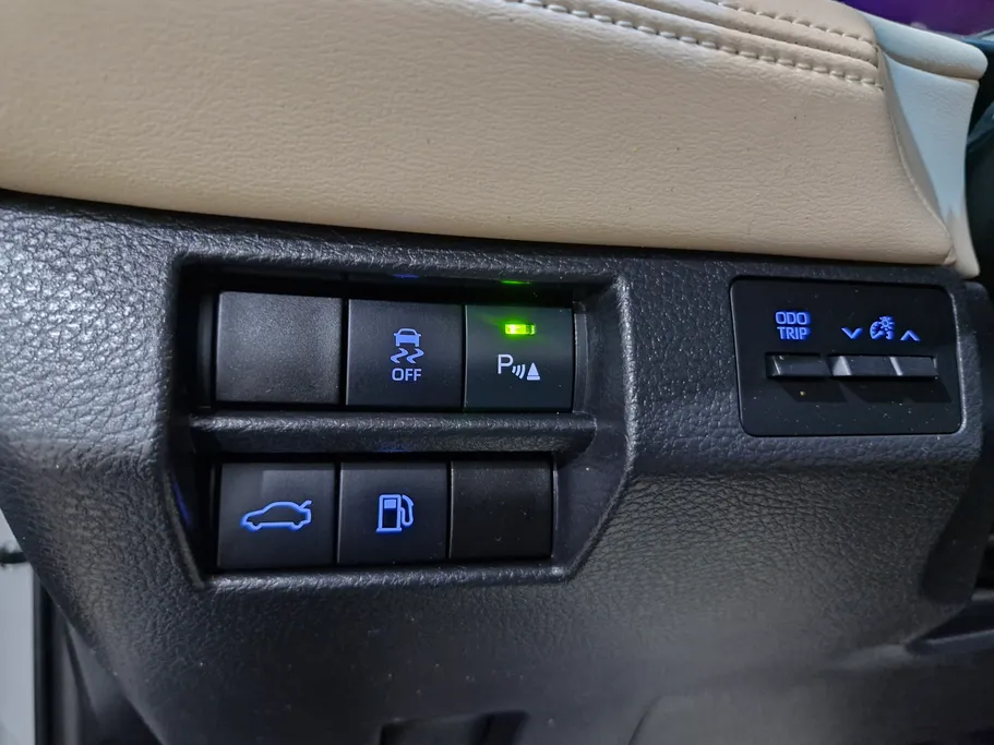 تويوتا افالون Touring 2022 