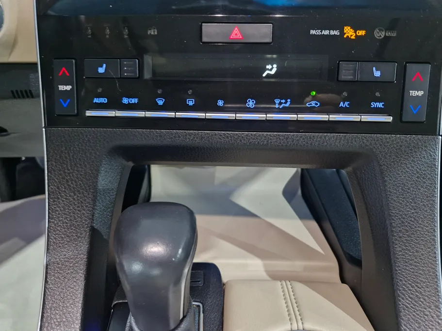 تويوتا افالون Touring 2022 