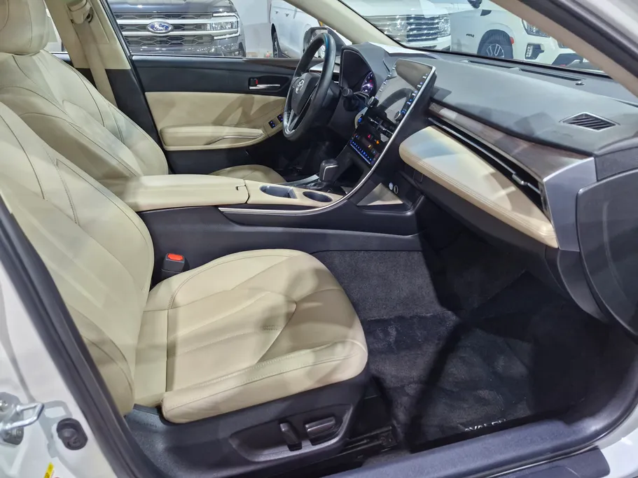 تويوتا افالون Touring 2022 