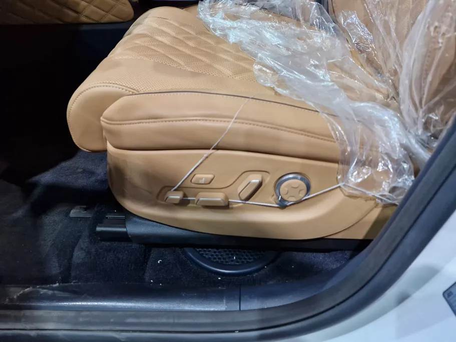 2024 Genesis GV80 Royal 