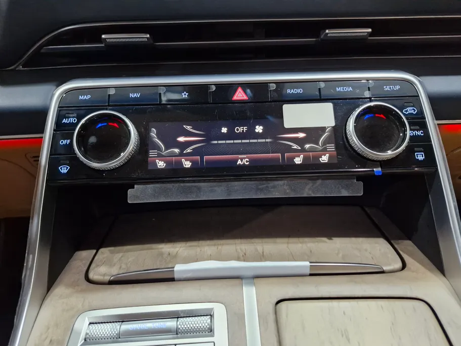 2024 Genesis GV80 Royal 