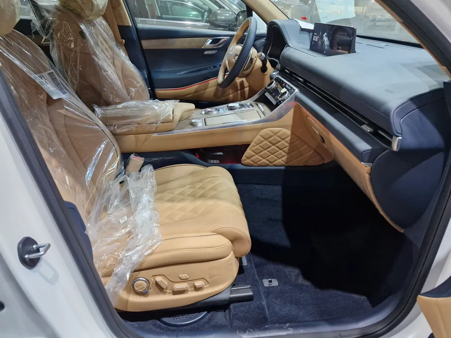 2024 Genesis GV80 Royal 