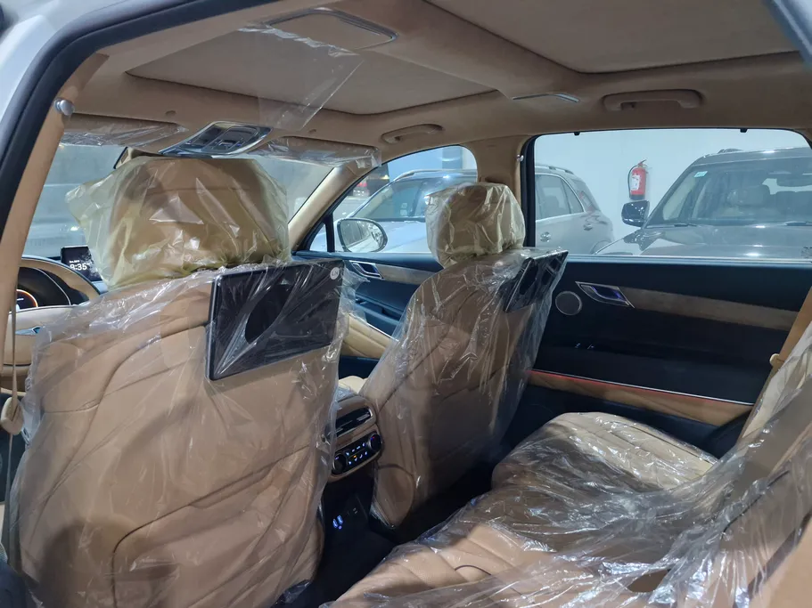 2024 Genesis GV80 Royal 