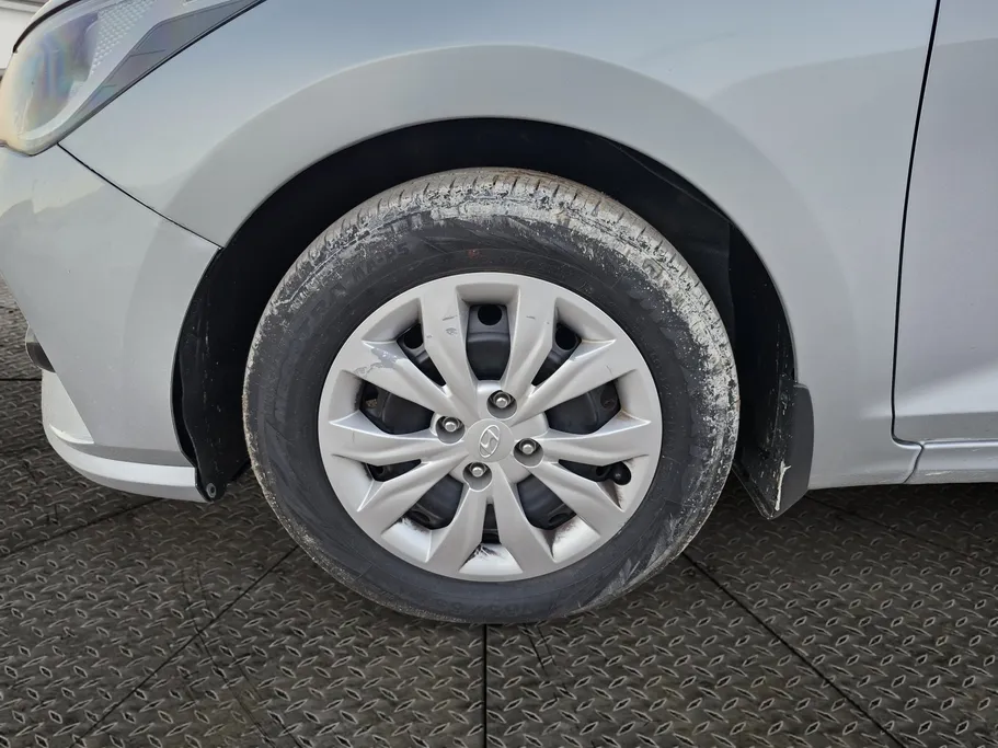 2023 Hyundai Accent Smart 