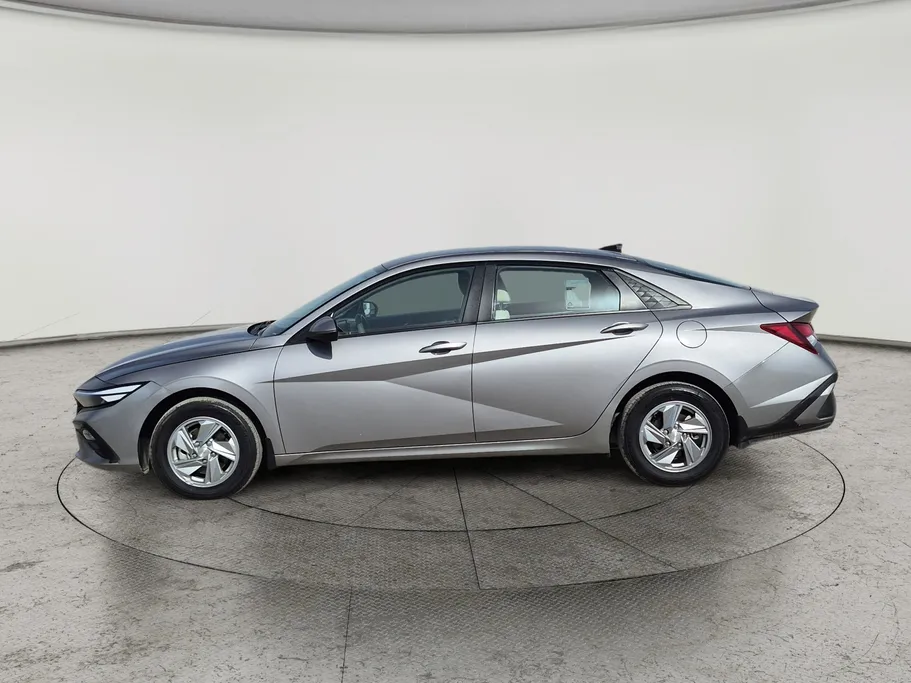 2024 Hyundai Elantra Fleet 