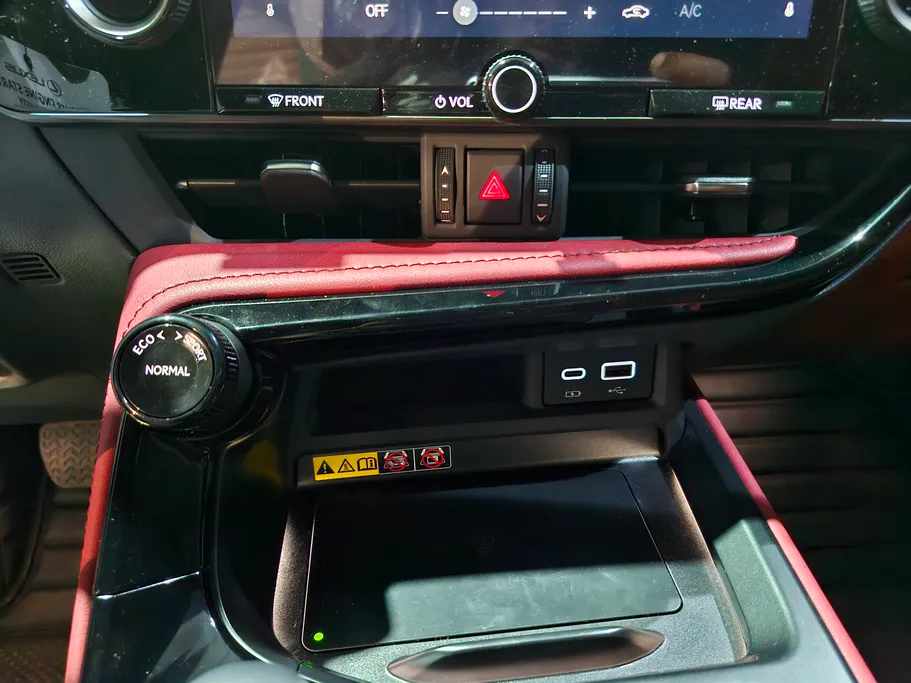 2025 Lexus NX 350h AH 