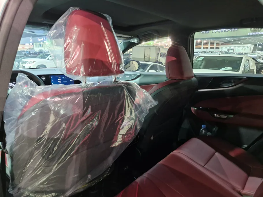 2025 Lexus NX 350h AH 