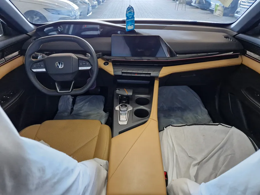 2025 Changan UNI V Elite 