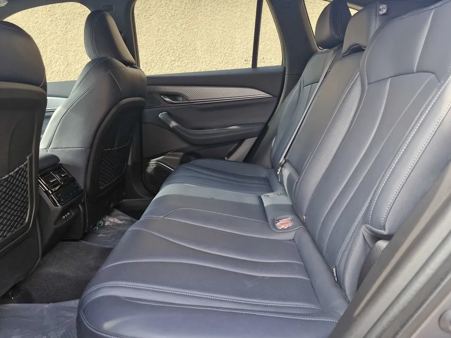 رينو كوليوس ايقونيك 2026 