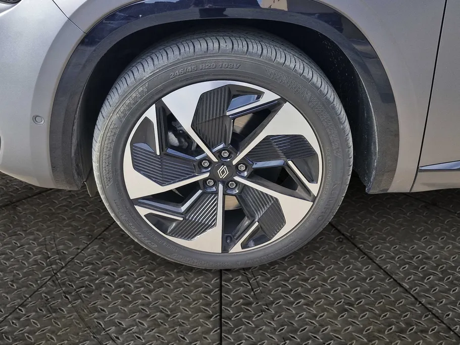 رينو كوليوس ايقونيك 2026 