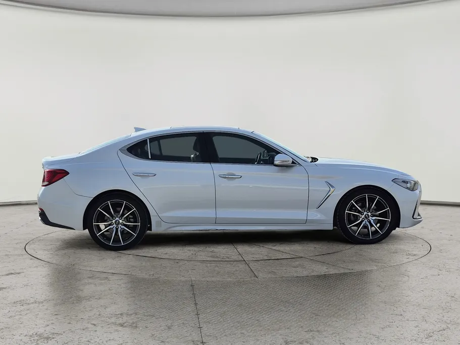 جينيسيس G70  2020 