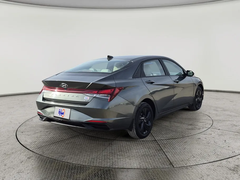 2023 Hyundai Elantra Smart 