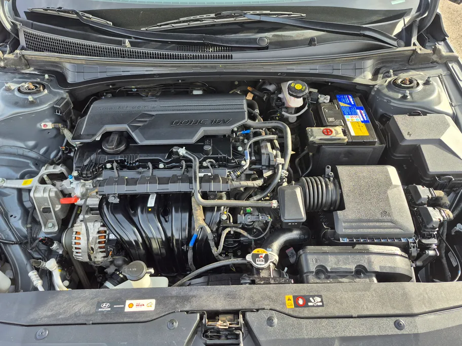 2023 Hyundai Elantra Smart 