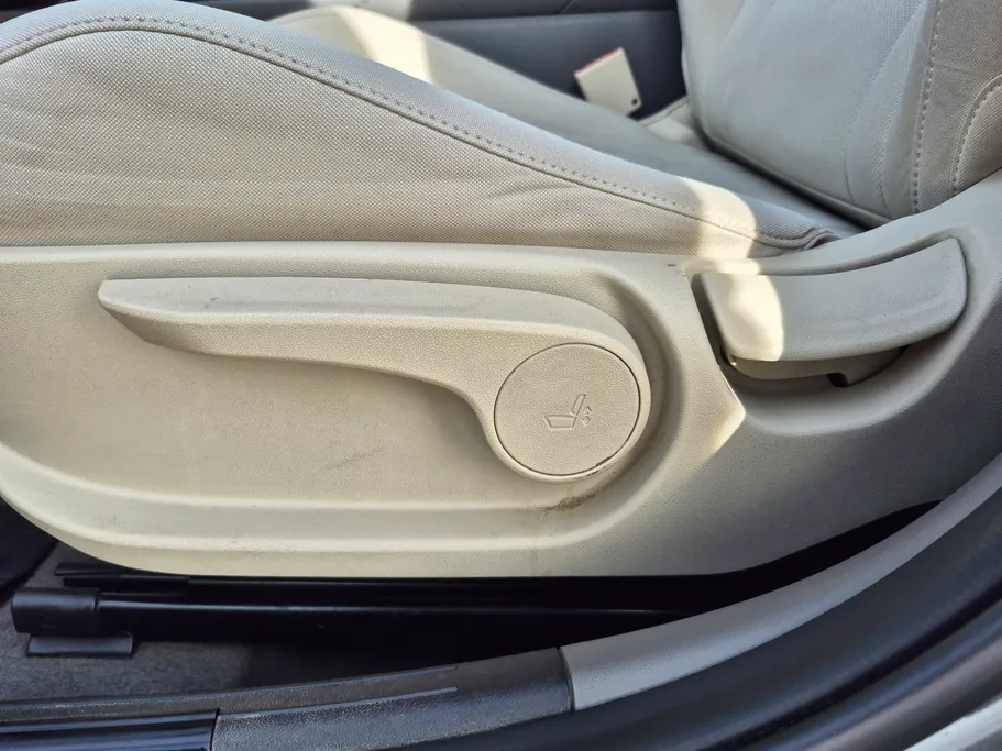 2023 Hyundai Elantra Smart 