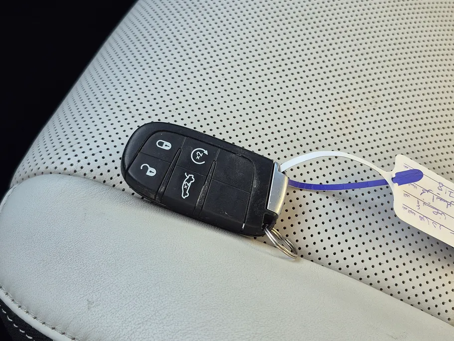 2021 Chrysler S300 Full 