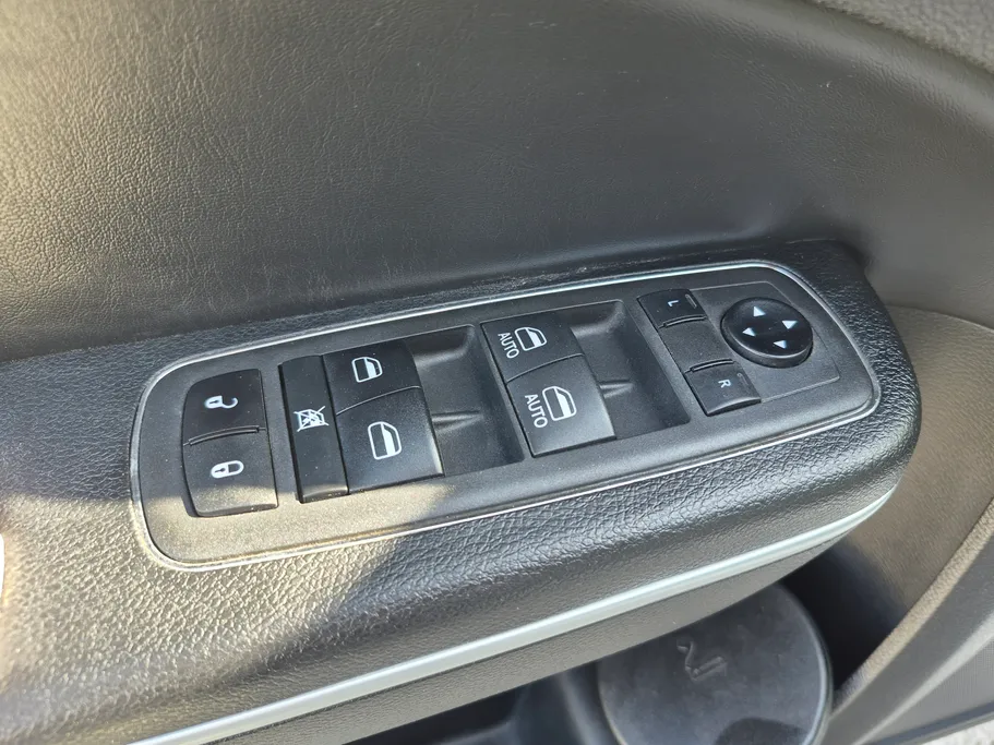 2021 Chrysler S300 Full 