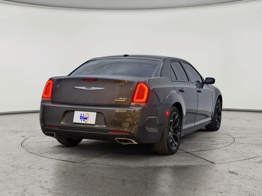 2021 Chrysler 300 S 