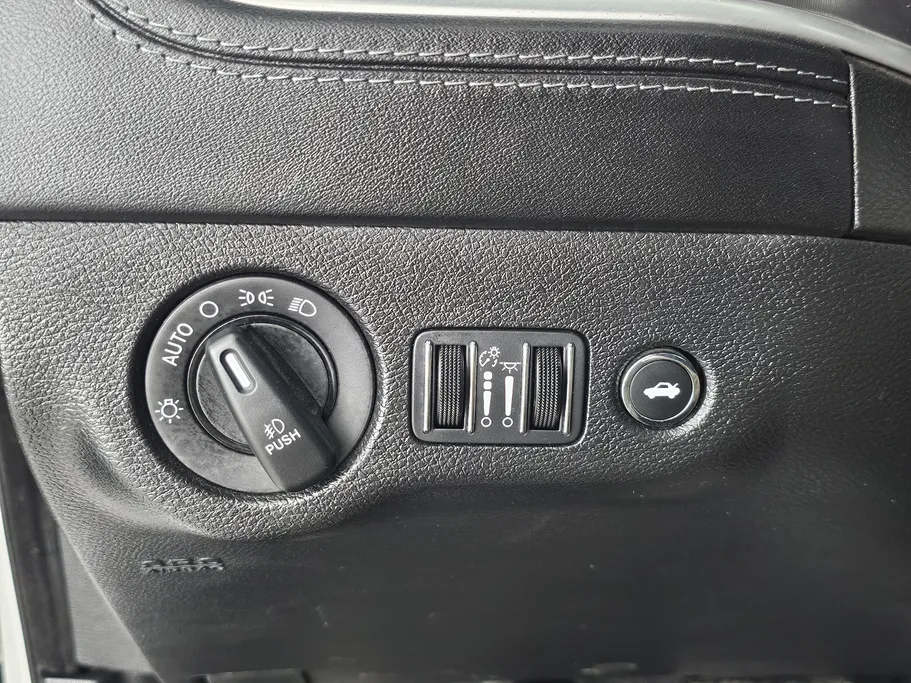 دودج تشارجر RT 2021 