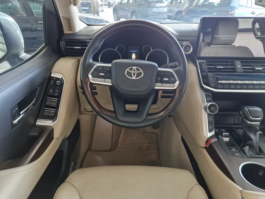 تويوتا لاندكروزر GXR4 2024 