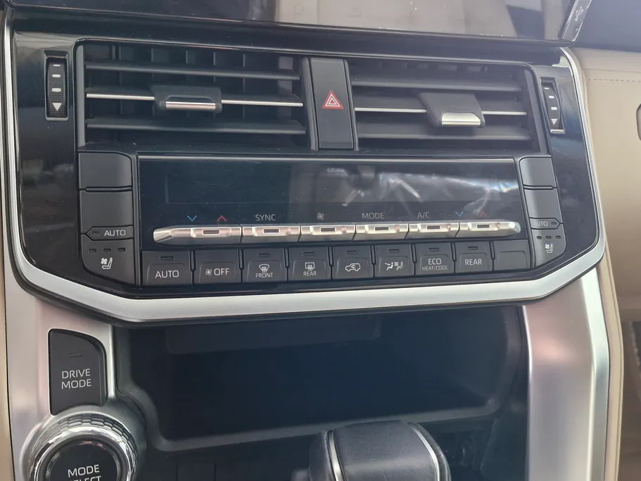 تويوتا لاندكروزر GXR4 2024 