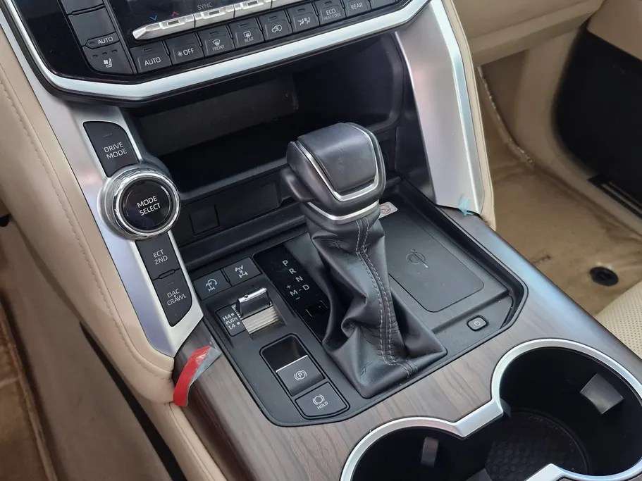 تويوتا لاندكروزر GXR4 2024 