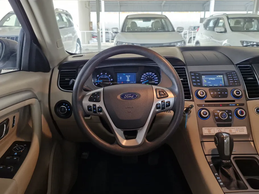 فورد تورس SE 2018 