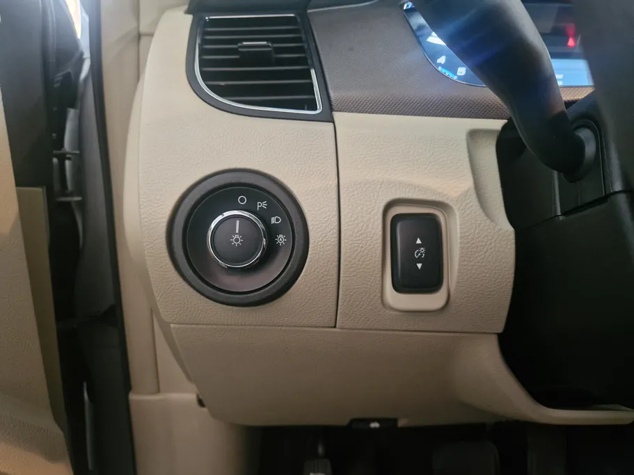 فورد تورس SE 2018 