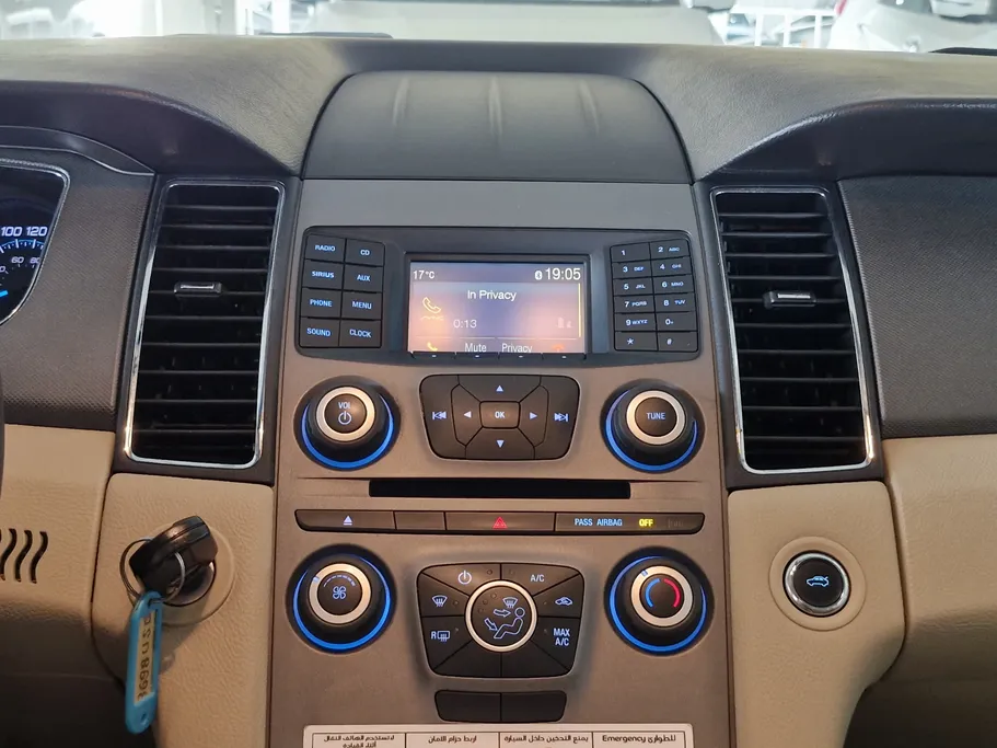 فورد تورس SE 2018 