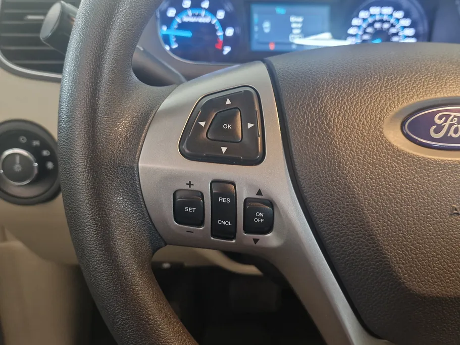 فورد تورس SE 2018 