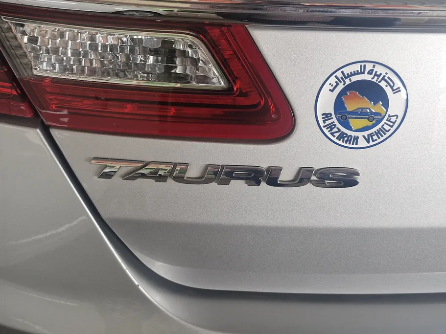 فورد تورس SE 2018 