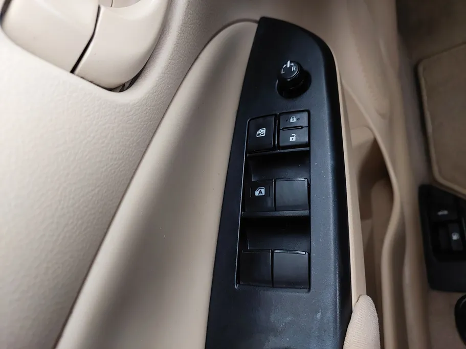 تويوتا يارس Y 2019 