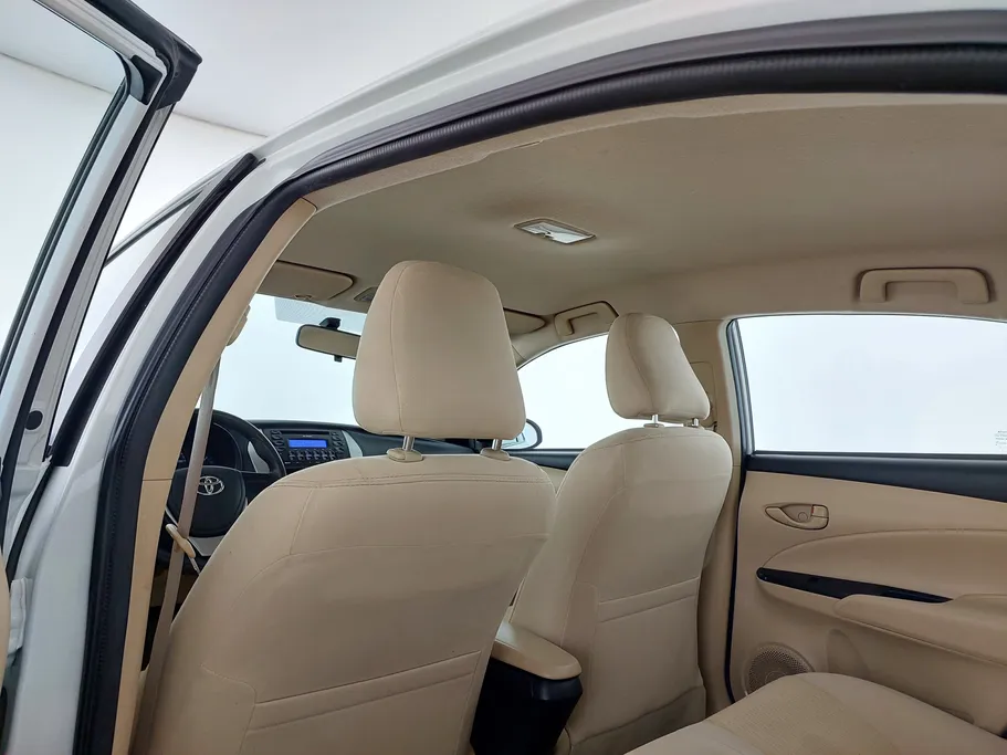 تويوتا يارس Y 2019 