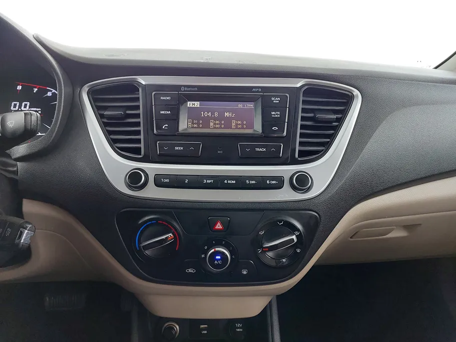 هيونداي اكسنت سمارت 2023 