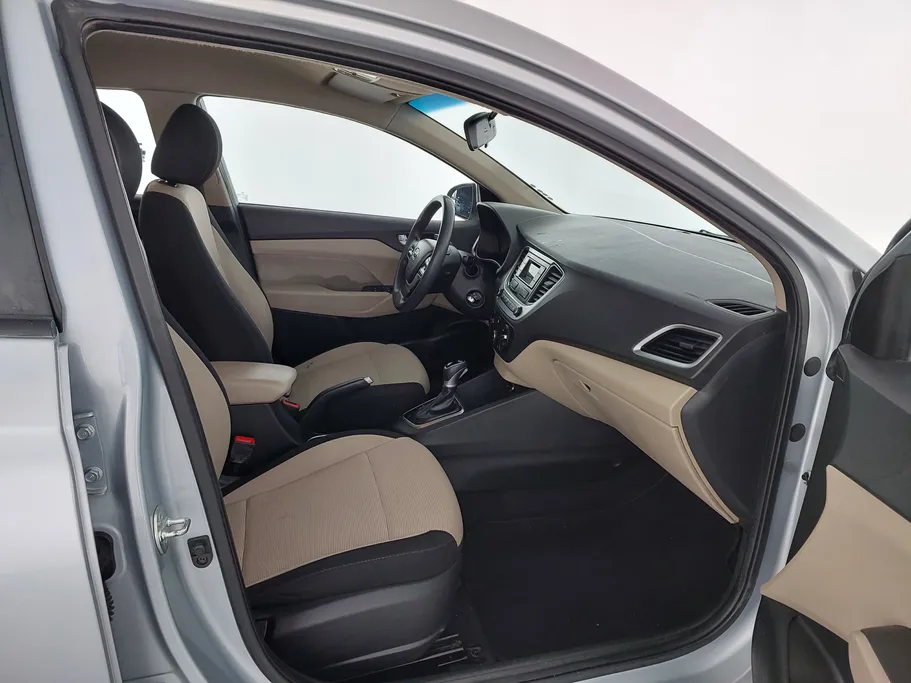 هيونداي اكسنت سمارت 2023 