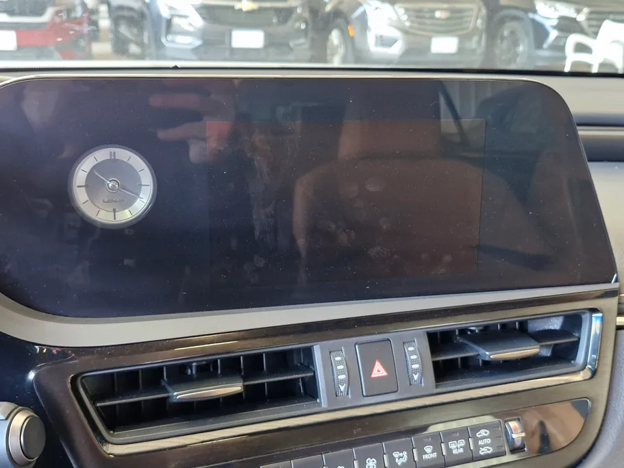 لكزس ES 300 AH Hybrid  2023 