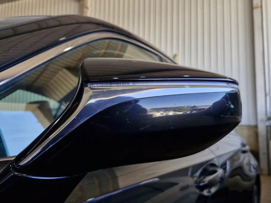 لكزس ES 300 AH Hybrid  2023 