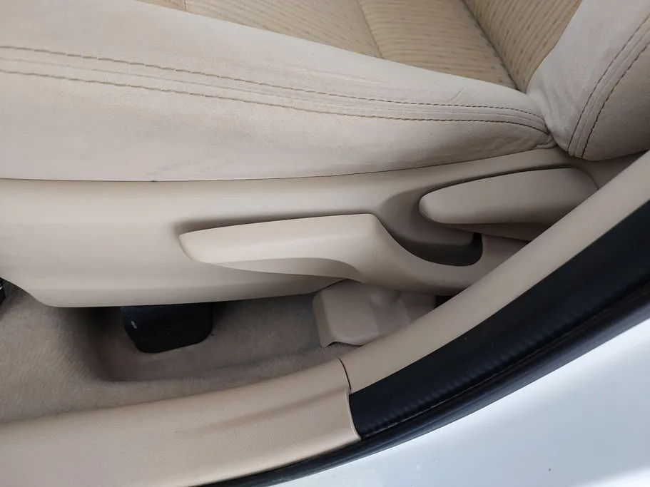 تويوتا يارس Y 2019 