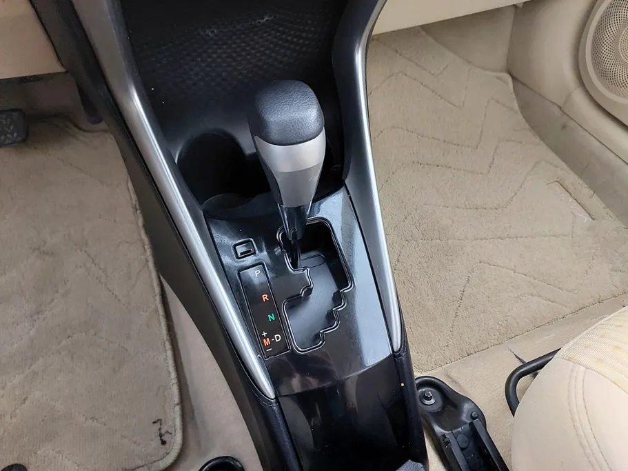 تويوتا يارس Y 2019 