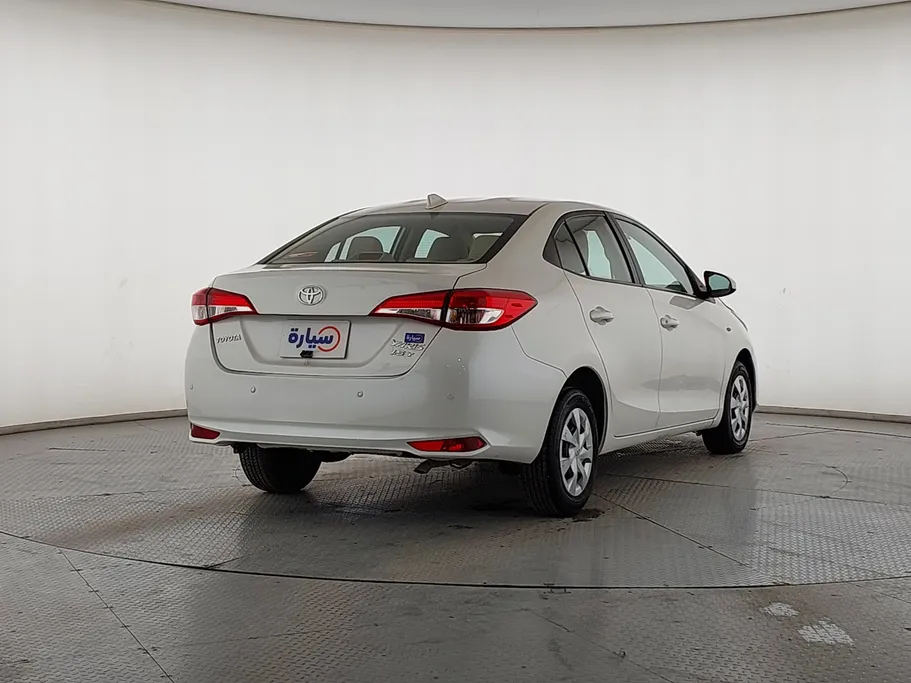تويوتا يارس Y 2019 