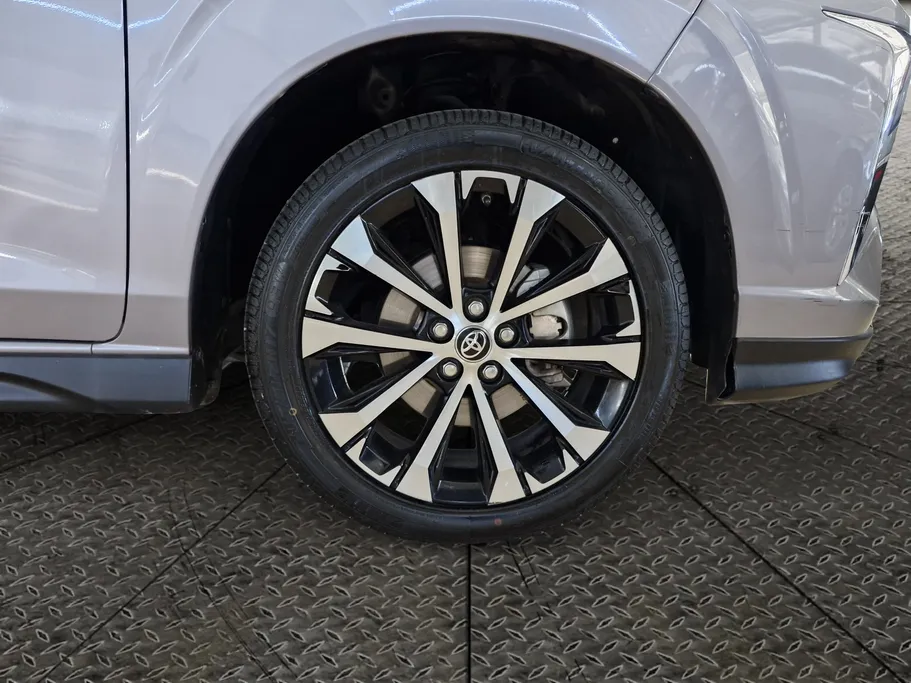 2023 Toyota Veloz GLX 