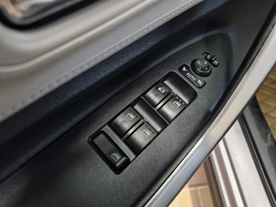 2023 Toyota Veloz GLX 