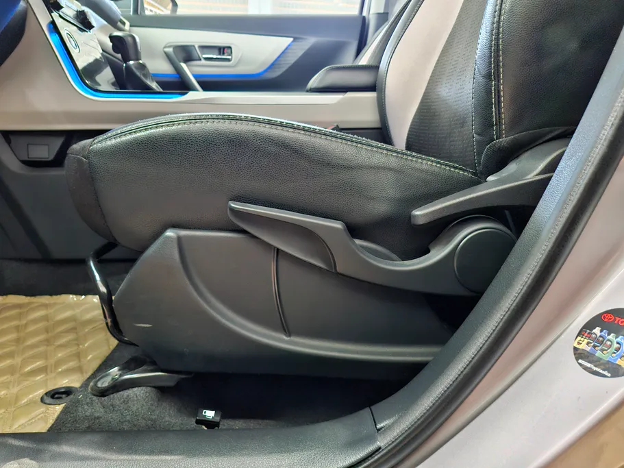 2023 Toyota Veloz GLX 