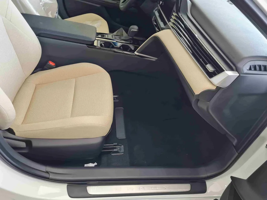 تويوتا كامري LE 2026 