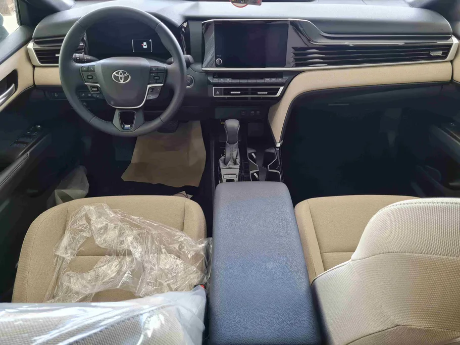 تويوتا كامري LE 2026 