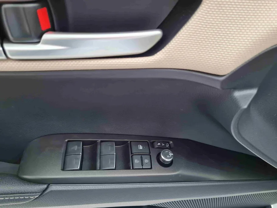 تويوتا كامري LE 2026 