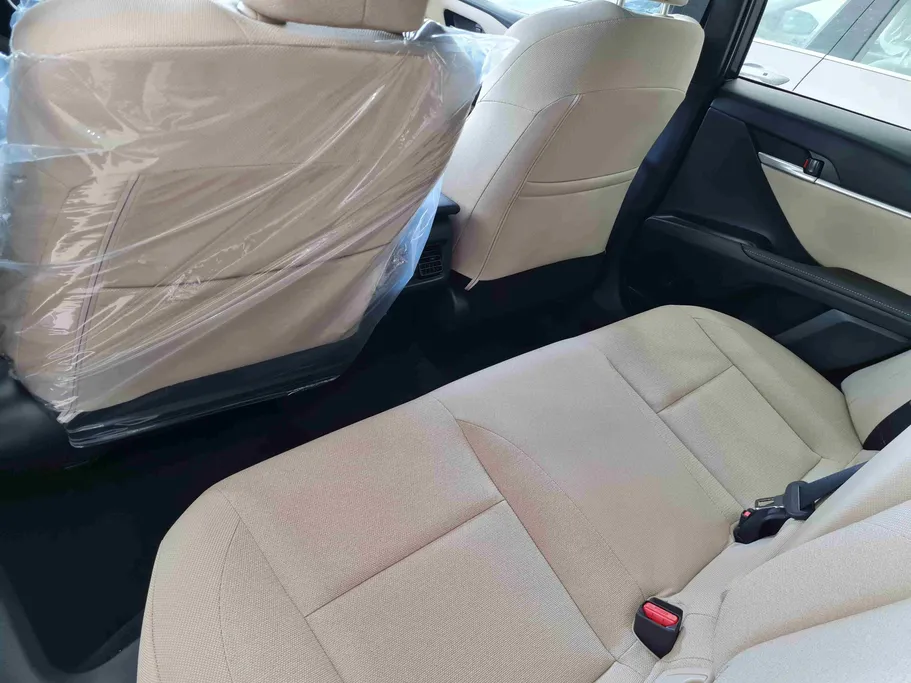 تويوتا كامري LE 2026 